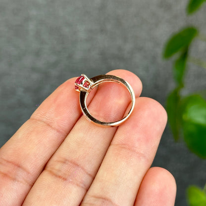 Bague spinelle rose en or rose 14 carats avec pierre seau rose de chaque côté, taille 1,6