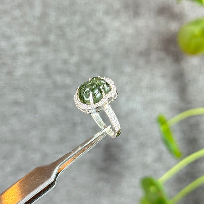 Green Rutilated Quartz Money Bag Ring in Silver with White Stone Setting Size 1.65