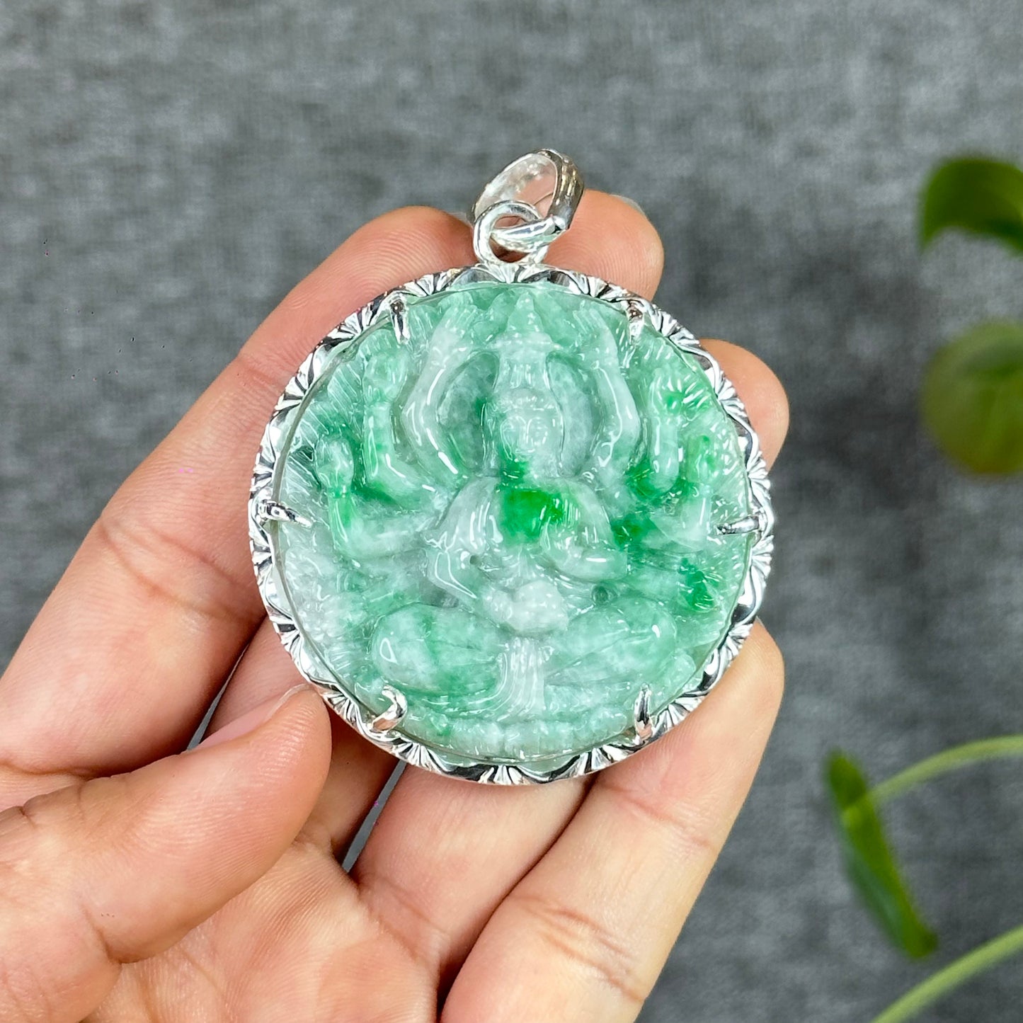 Quan The Am Thousand Hands Buddha Bright Green Son Thuy Natural Jadeite Jade Pendant with Silver Setting