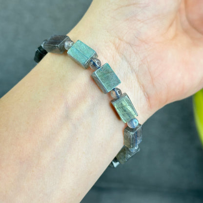 Natural Labradorite Rectangular Bracelet Size 8.5 mm