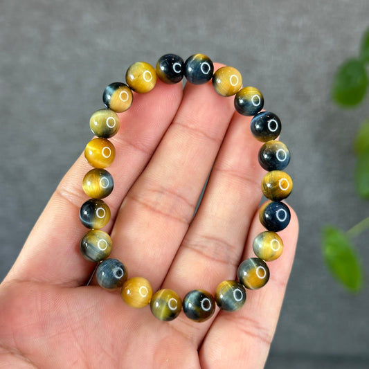 Natural Eagle Eye Bracelet Size 8 mm
