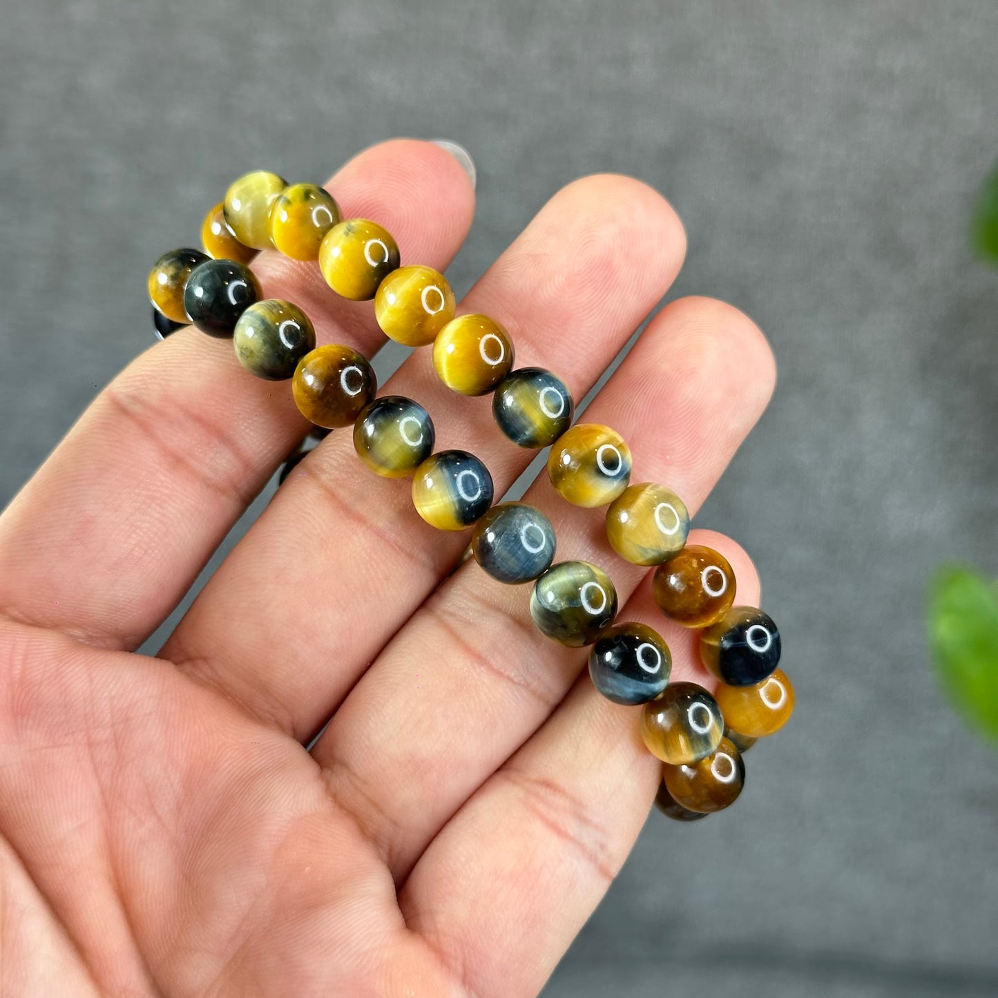 Natural Eagle Eye Bracelet Size 8 mm
