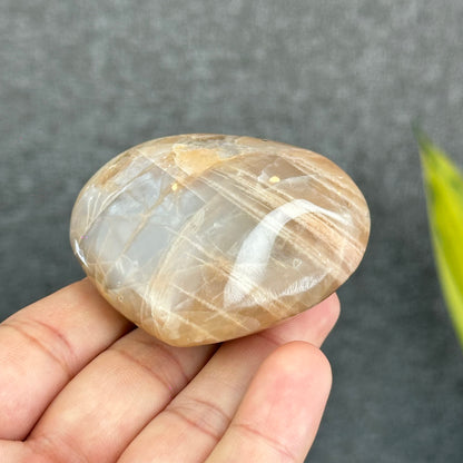 Natural Orange Moonstone Heart Stone
