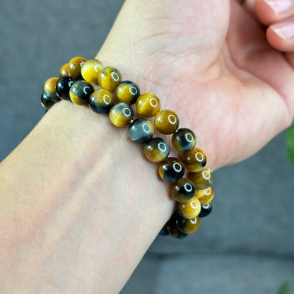 Natural Eagle Eye Bracelet Size 8 mm