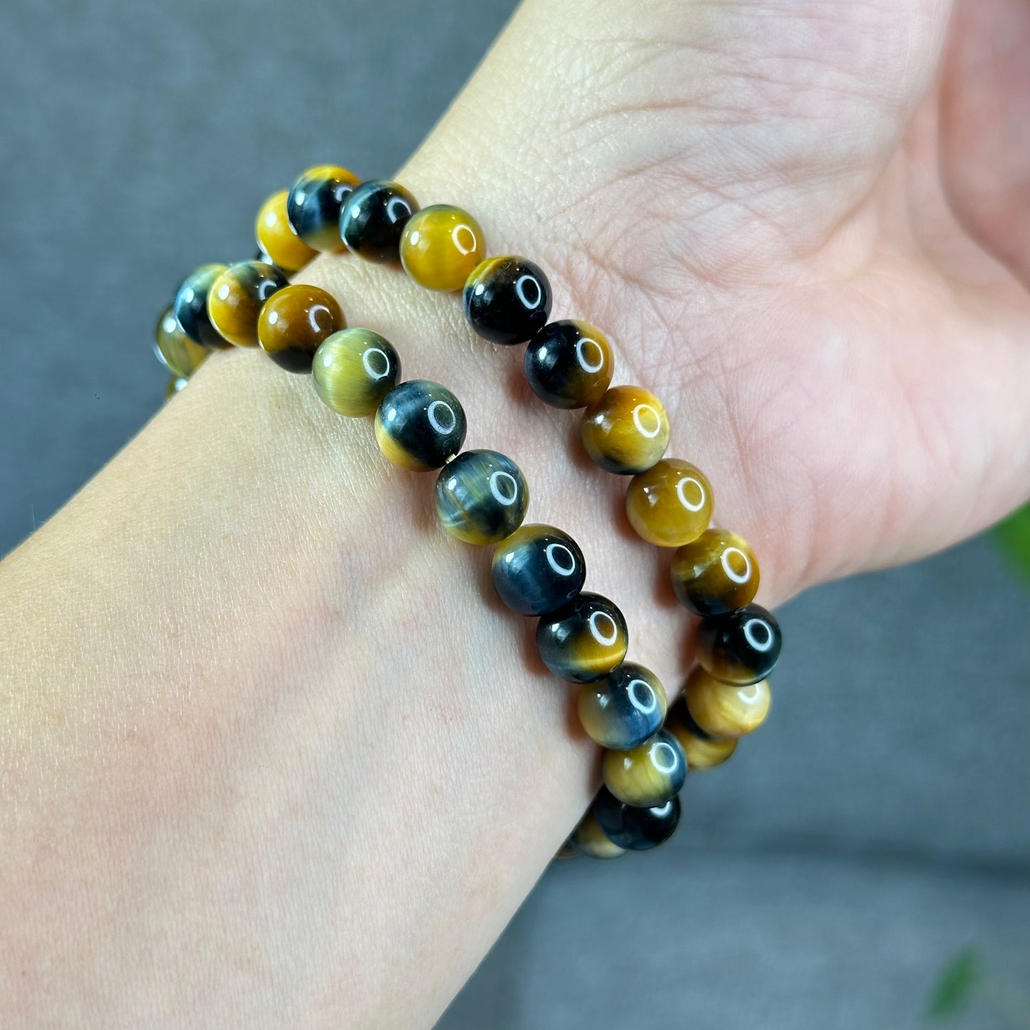 Natural Eagle Eye Bracelet Size 8 mm