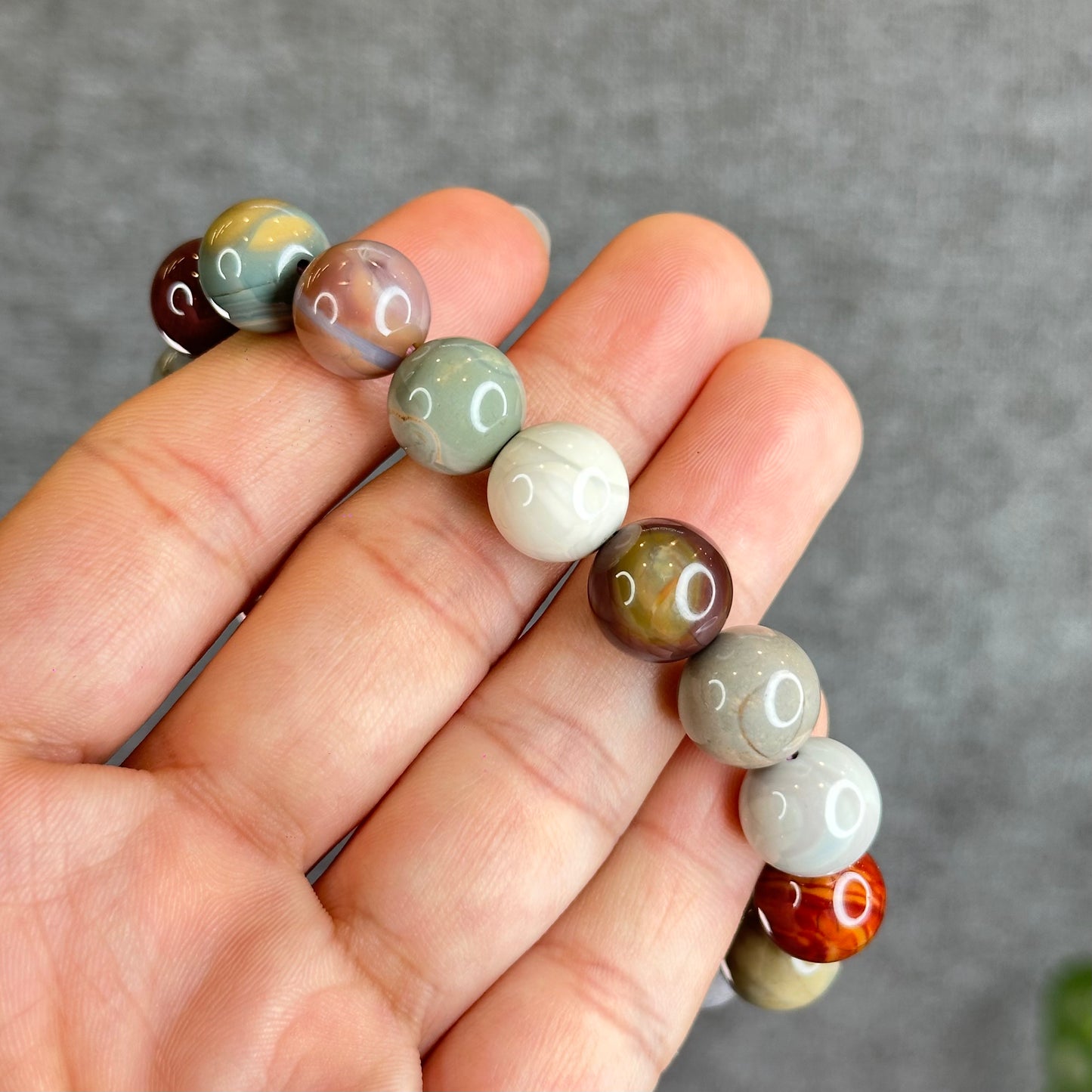 Multi Colour Natural Alashan Agate Bracelet Size 11.5 mm