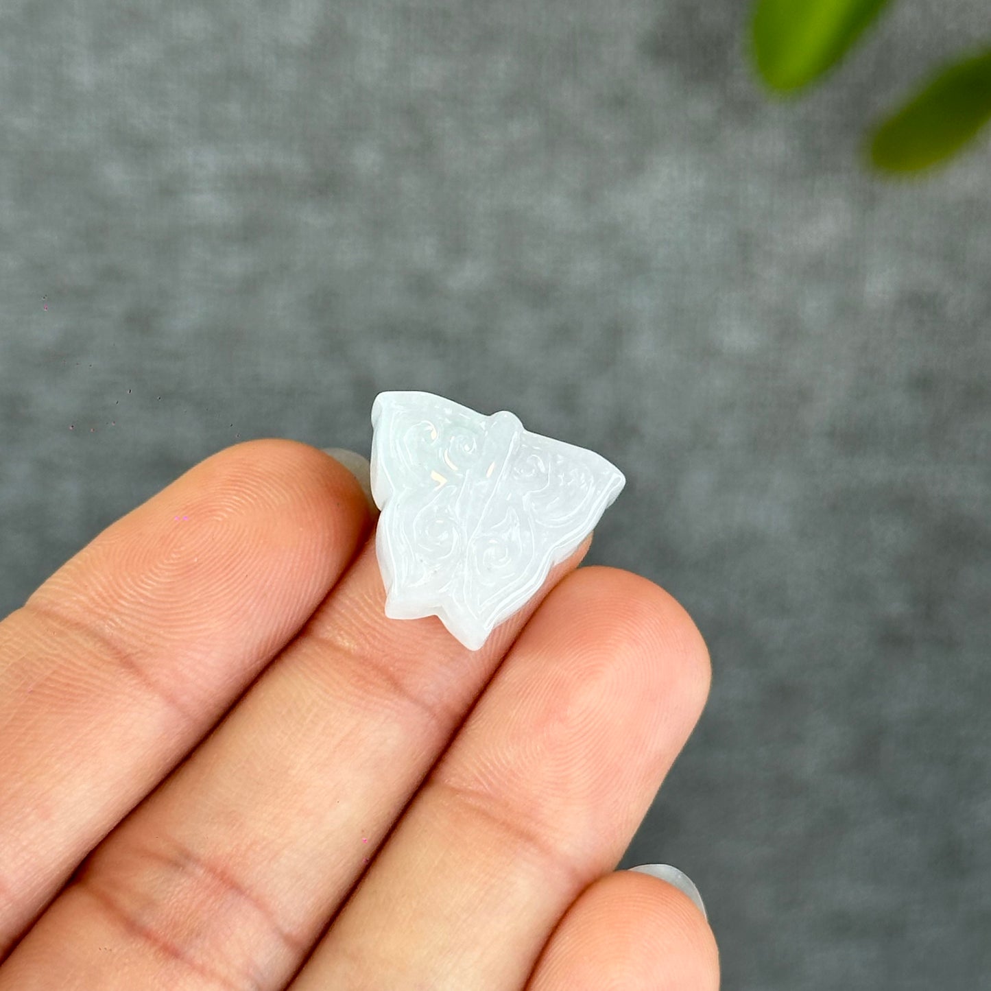 Natural Ivory Purple Butterfly Jadiete Jade Charm