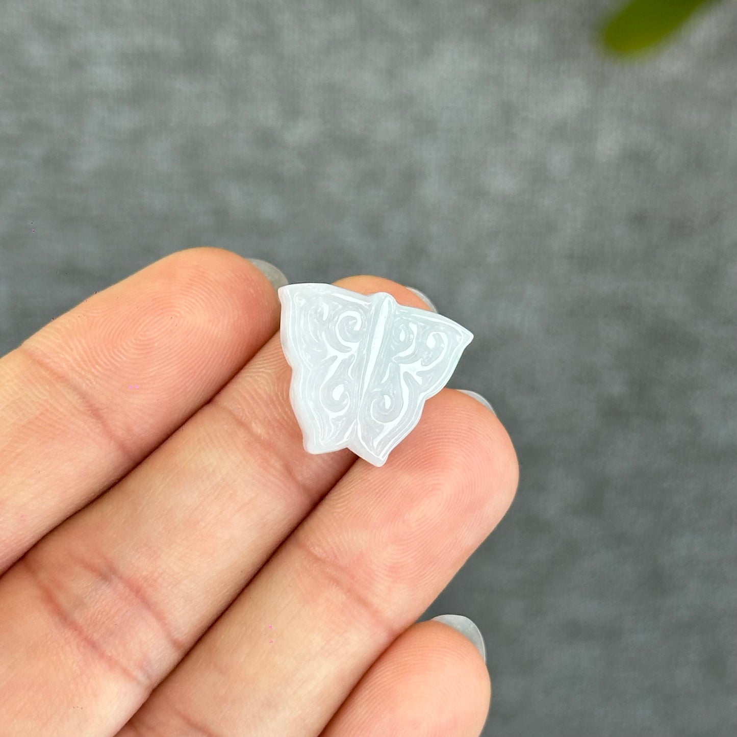 Natural Ivory Purple Butterfly Jadiete Jade Charm