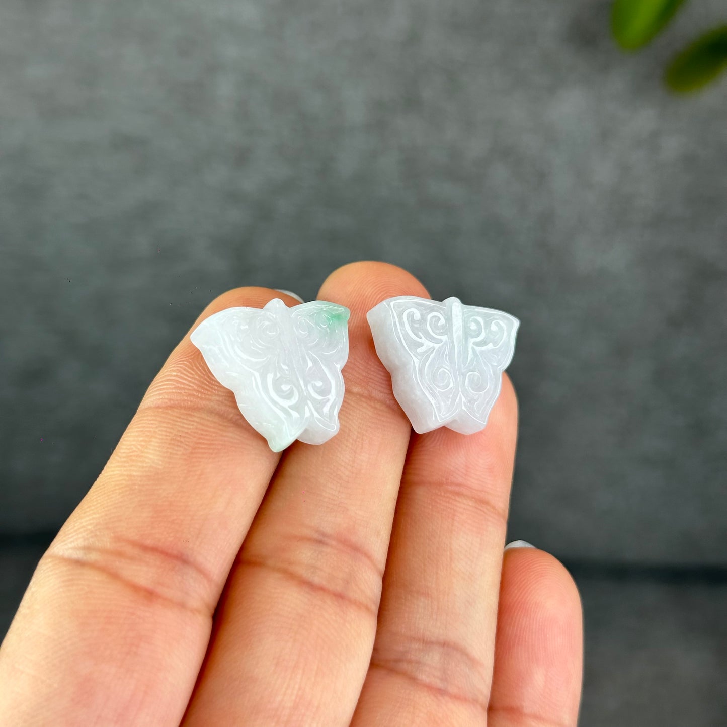 Natural Ivory Purple Butterfly Jadiete Jade Charm