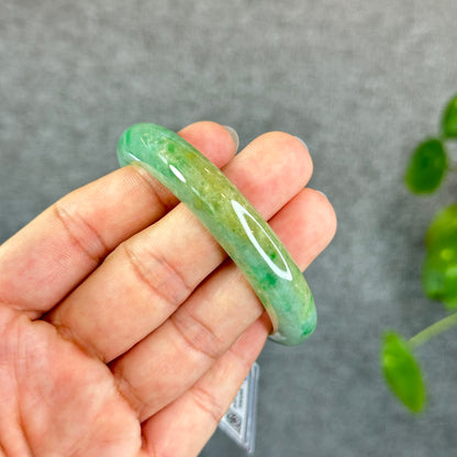 Natural Bright Apple Green Semi-Translucent Jadeite Jade Bangle Leaf Style Size 55.5 mm