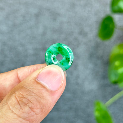 Natural Dong Dieu Donut Bright Apple Green Semi-Translucent Jadeite Jade Charm 15-16 mm
