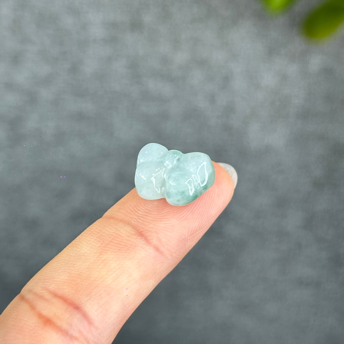 Natural Bow Jadeite Jade Charm