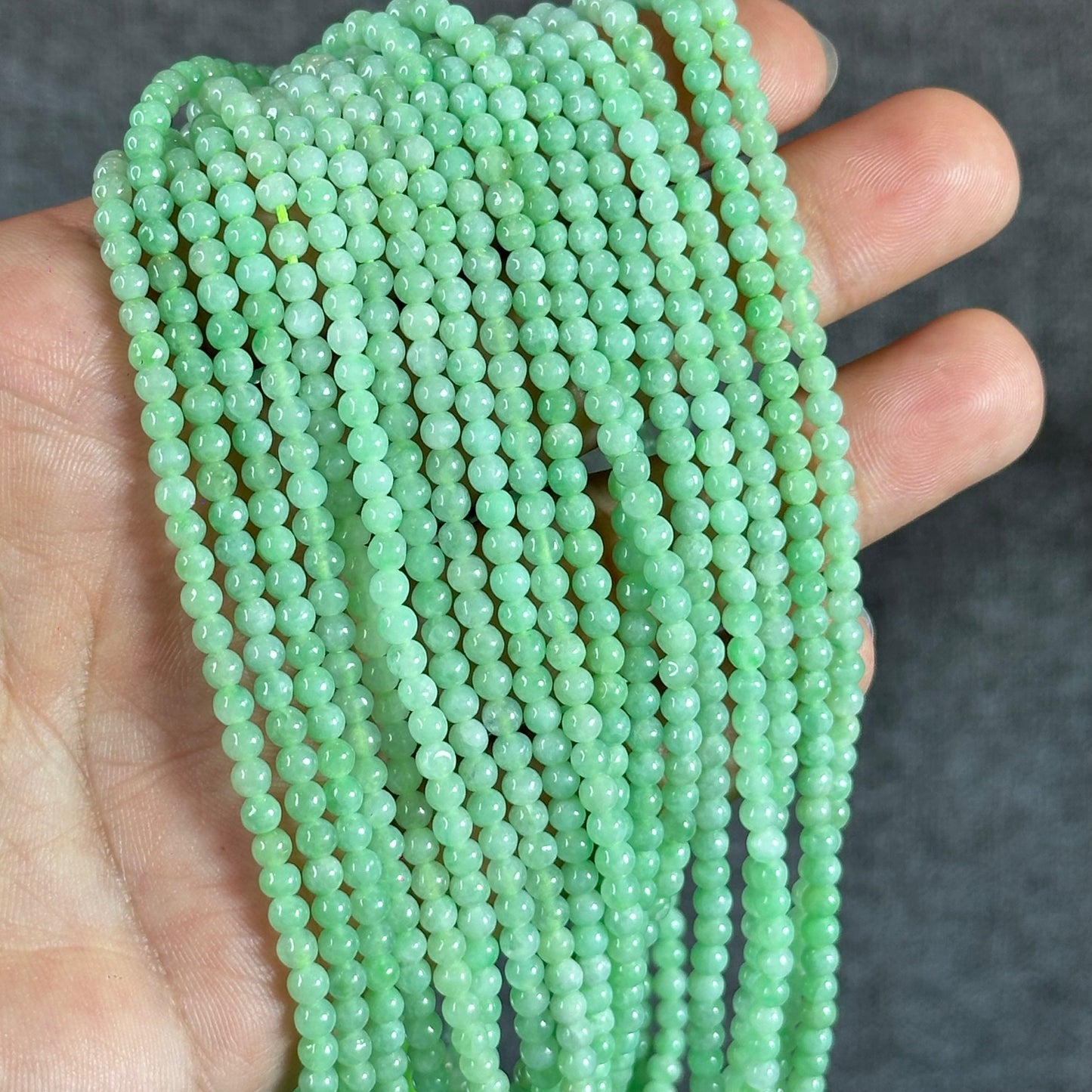 Apple Green Natural Jadeite Jade Triple Wrap Bracelet Size 4 mm