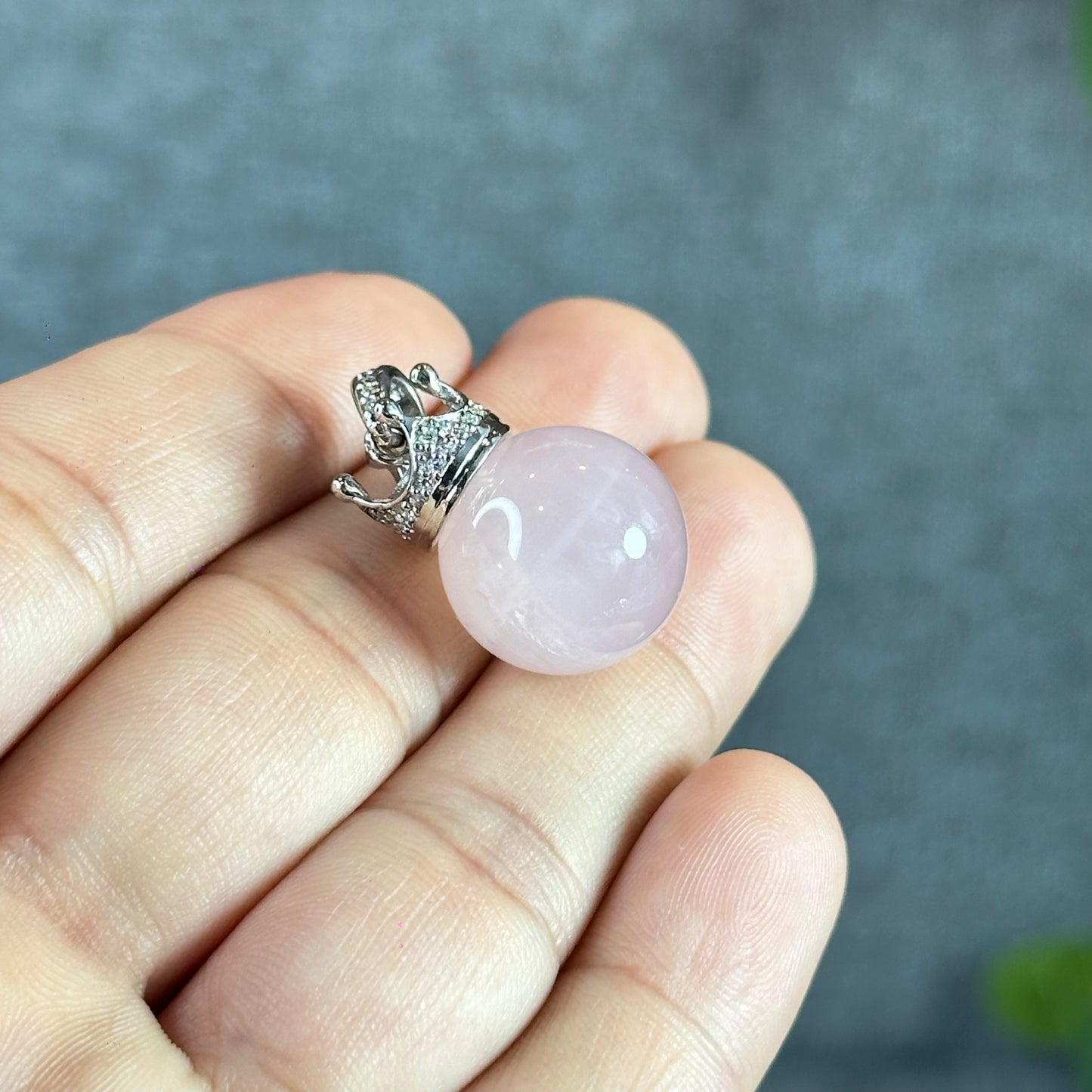 Rose Quartz Pendant with Crown Silver setting