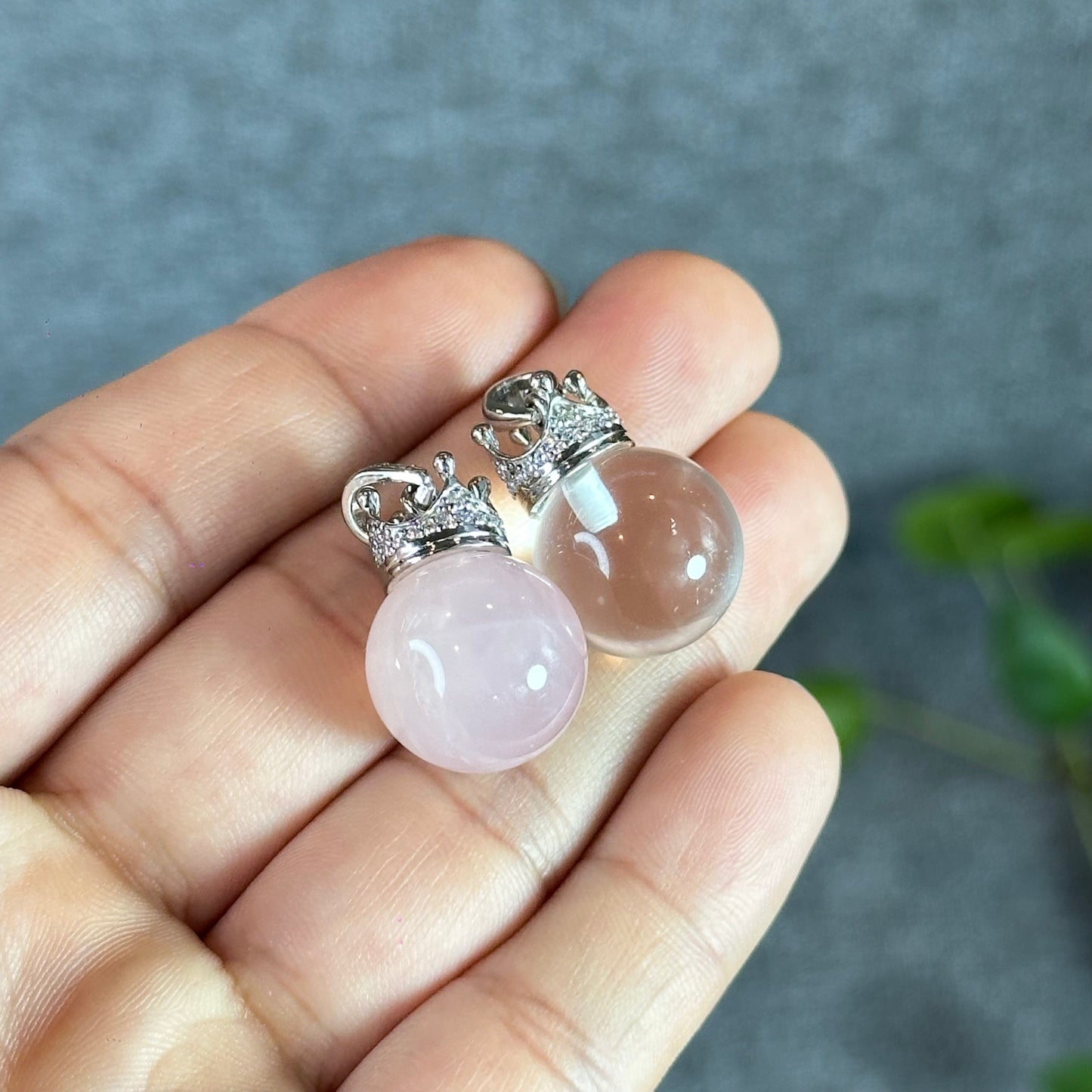 Rose Quartz Pendant with Crown Silver setting