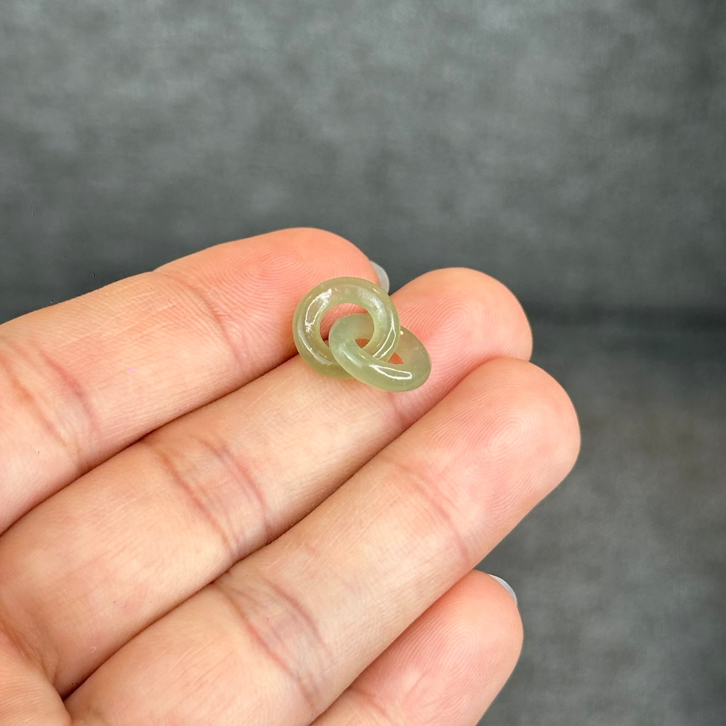 Natural Translucent Nephrite Jade Circle Interlock Charm