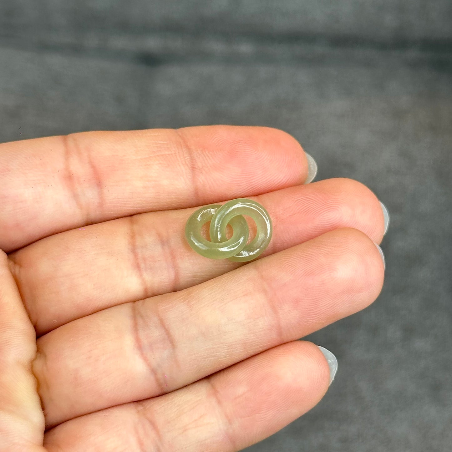Natural Translucent Nephrite Jade Circle Interlock Charm