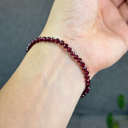 Natural Garnet Faceted Bracelet Size 4 mm