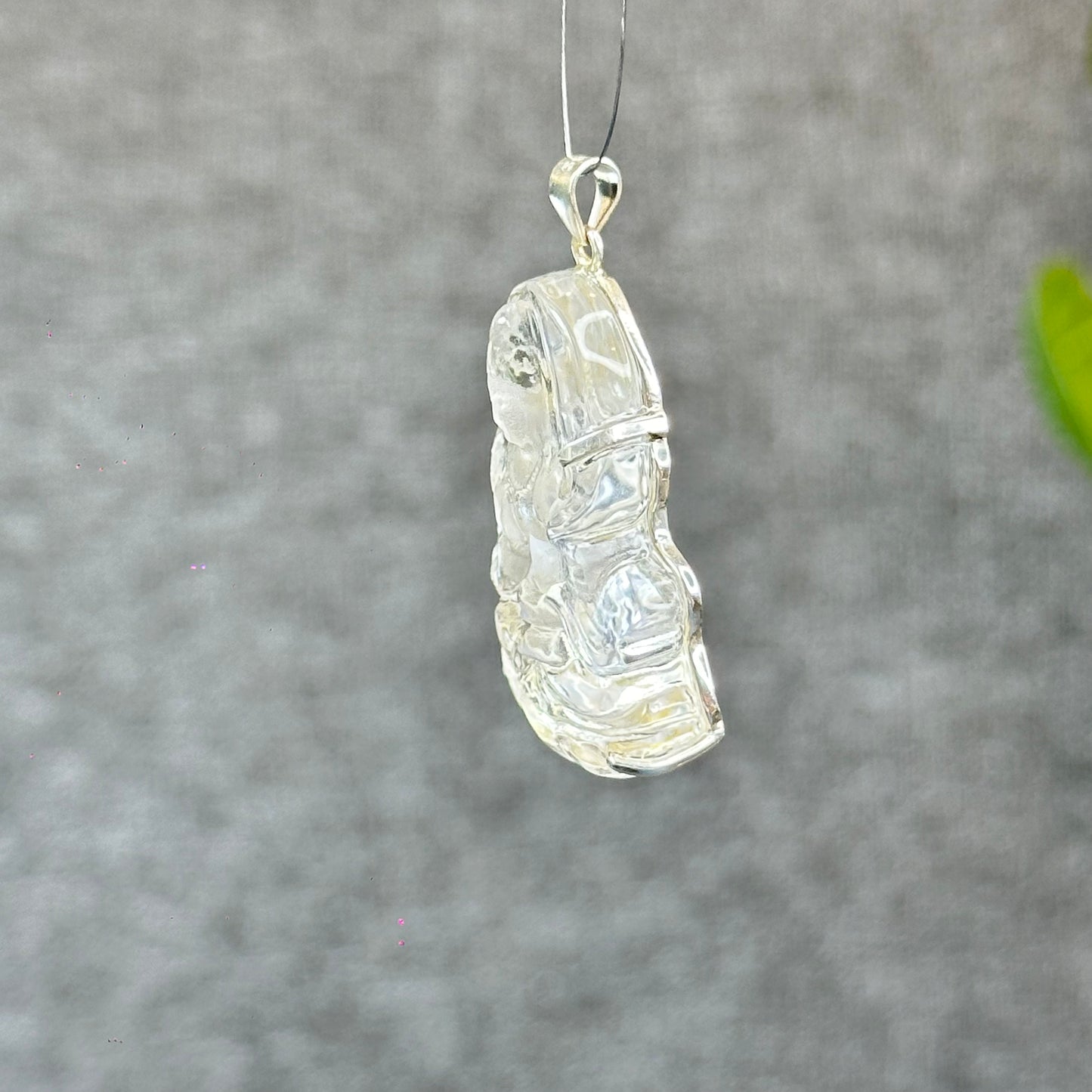 Natural Clear Quartz Quan Yin Buddha Pendant with Paw Hook s92 Silver