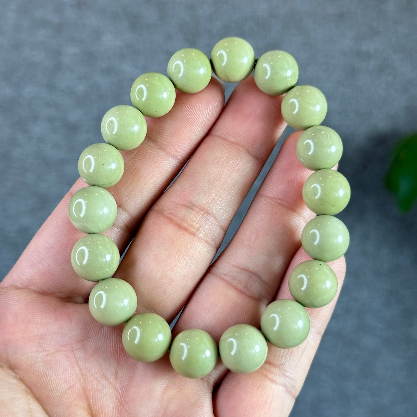 Natural Pastel Green Alashan Agate Bracelet Size 11.2 mm