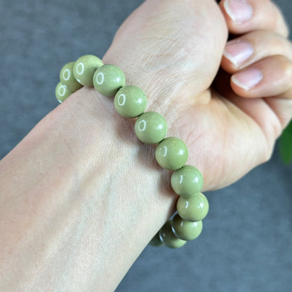 Natural Pastel Green Alashan Agate Bracelet Size 11.2 mm