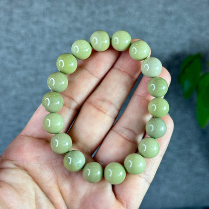 Natural Pastel Green Alashan Agate Bracelet Size 11.2 mm