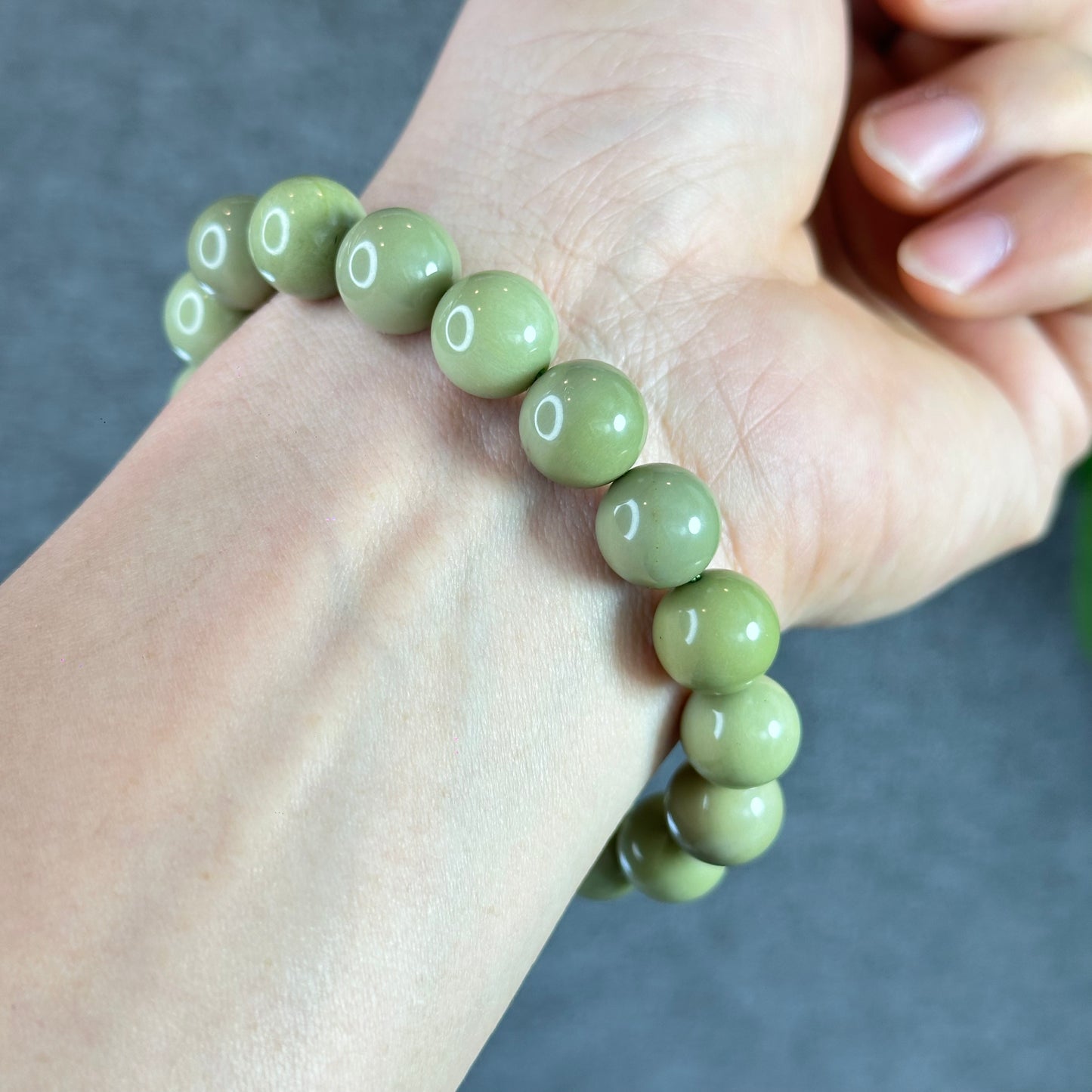 Natural Pastel Green Alashan Agate Bracelet Size 11.2 mm