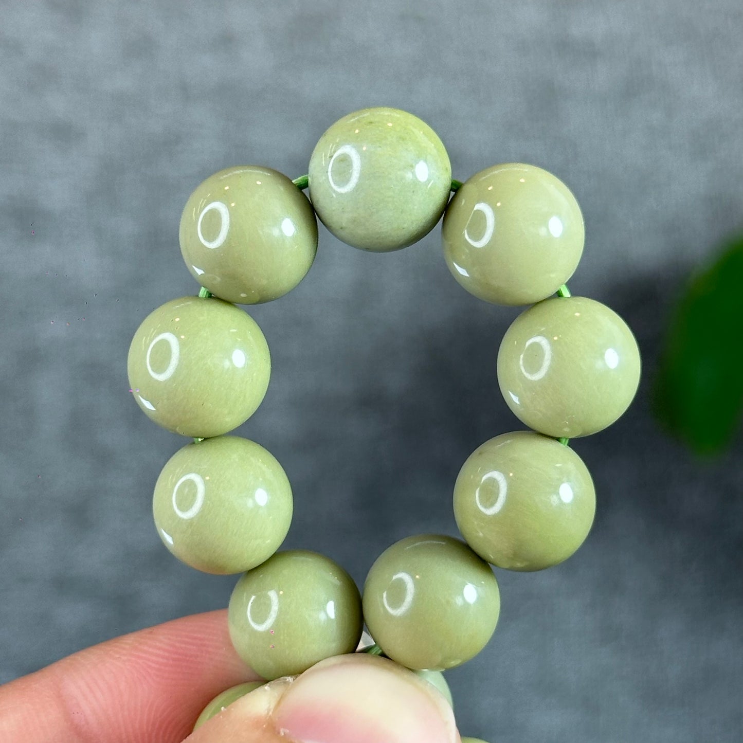 Natural Pastel Green Alashan Agate Bracelet Size 11.2 mm