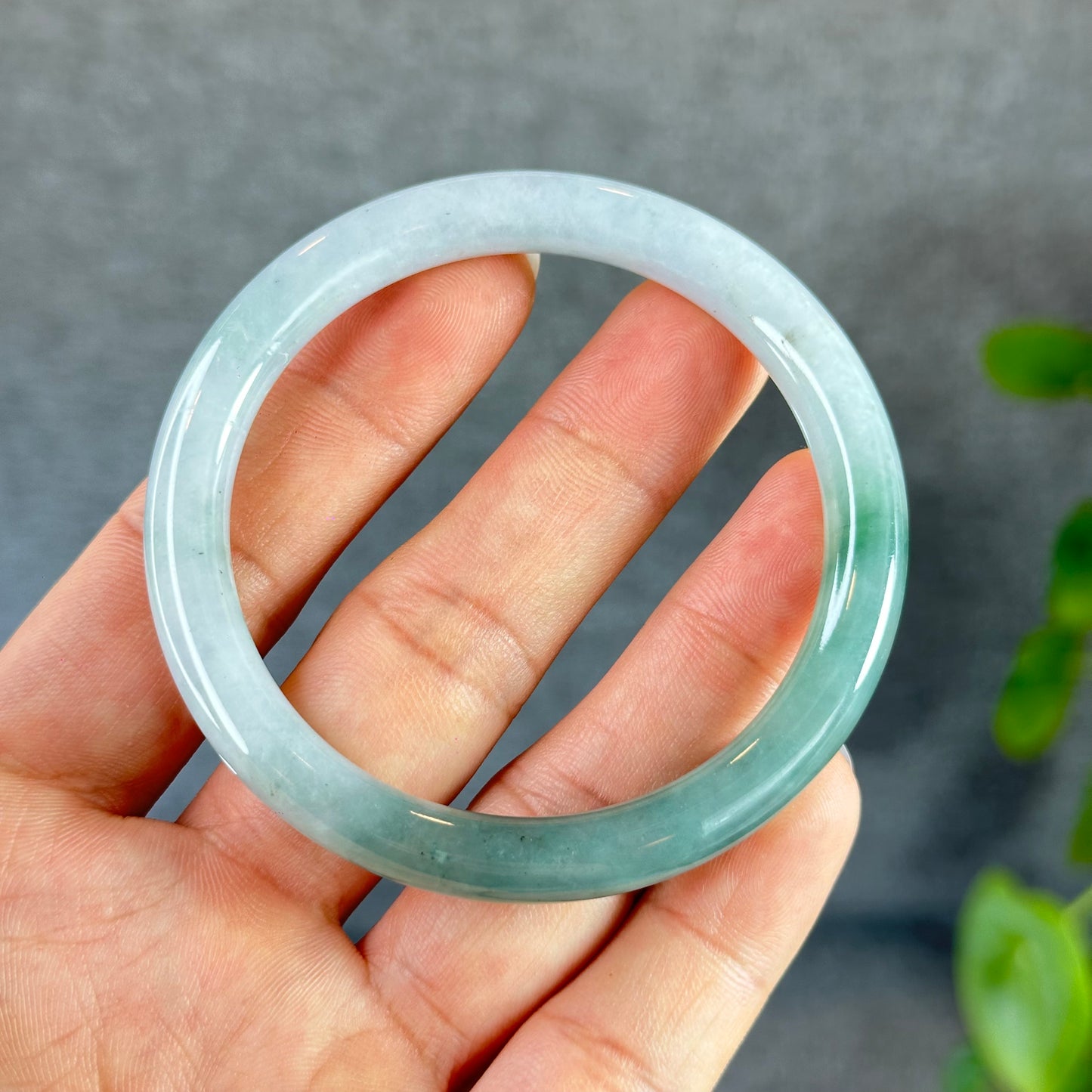 Moss Green Ivory White Natural Jadeite Jade Bangle Chopstick Style Size 55 mm