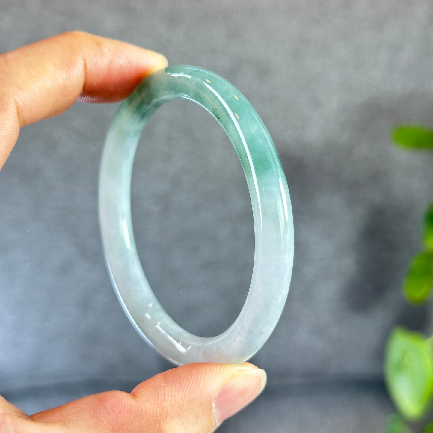 Moss Green Ivory White Natural Jadeite Jade Bangle Chopstick Style Size 55 mm