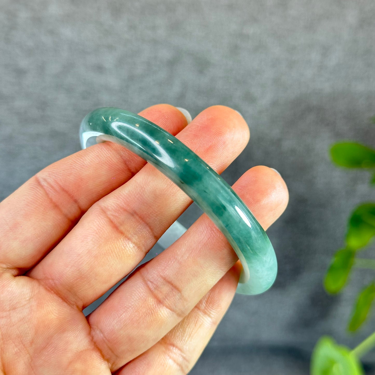 Moss Green Ivory White Natural Jadeite Jade Bangle Chopstick Style Size 55 mm