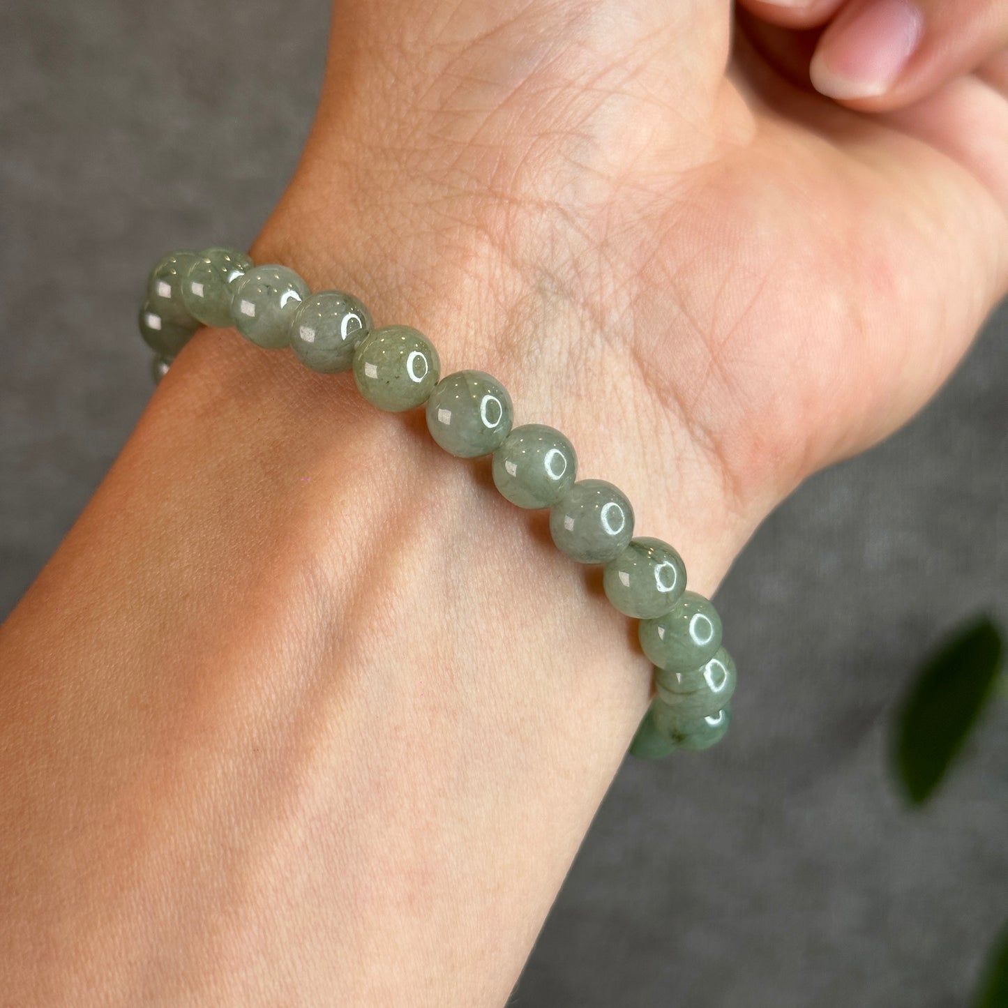 Light Moss Green Natural Jadeite Jade Bracelet Size 7 mm