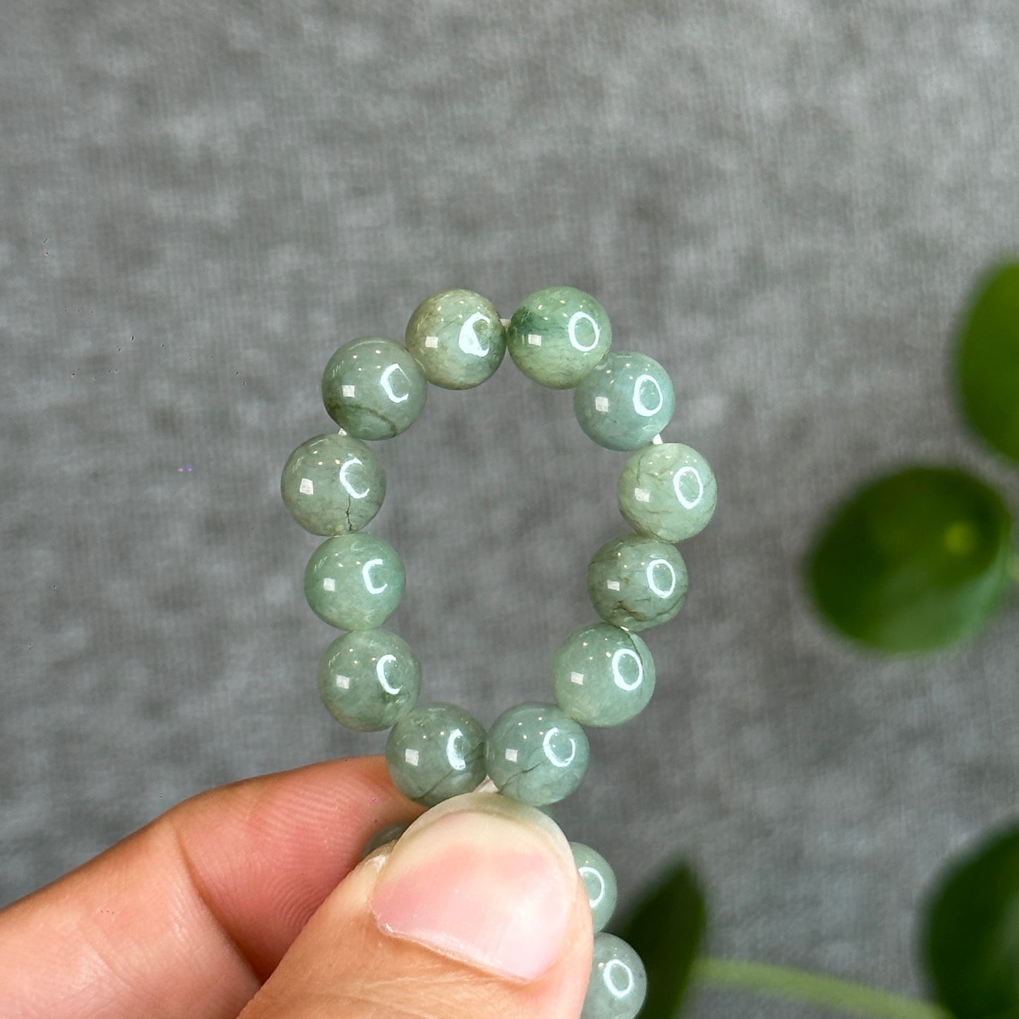 Light Moss Green Natural Jadeite Jade Bracelet Size 7 mm