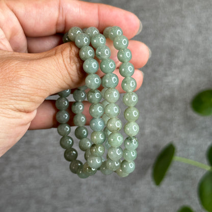 Light Moss Green Jadeite Jade Bracelet Size 7 mm