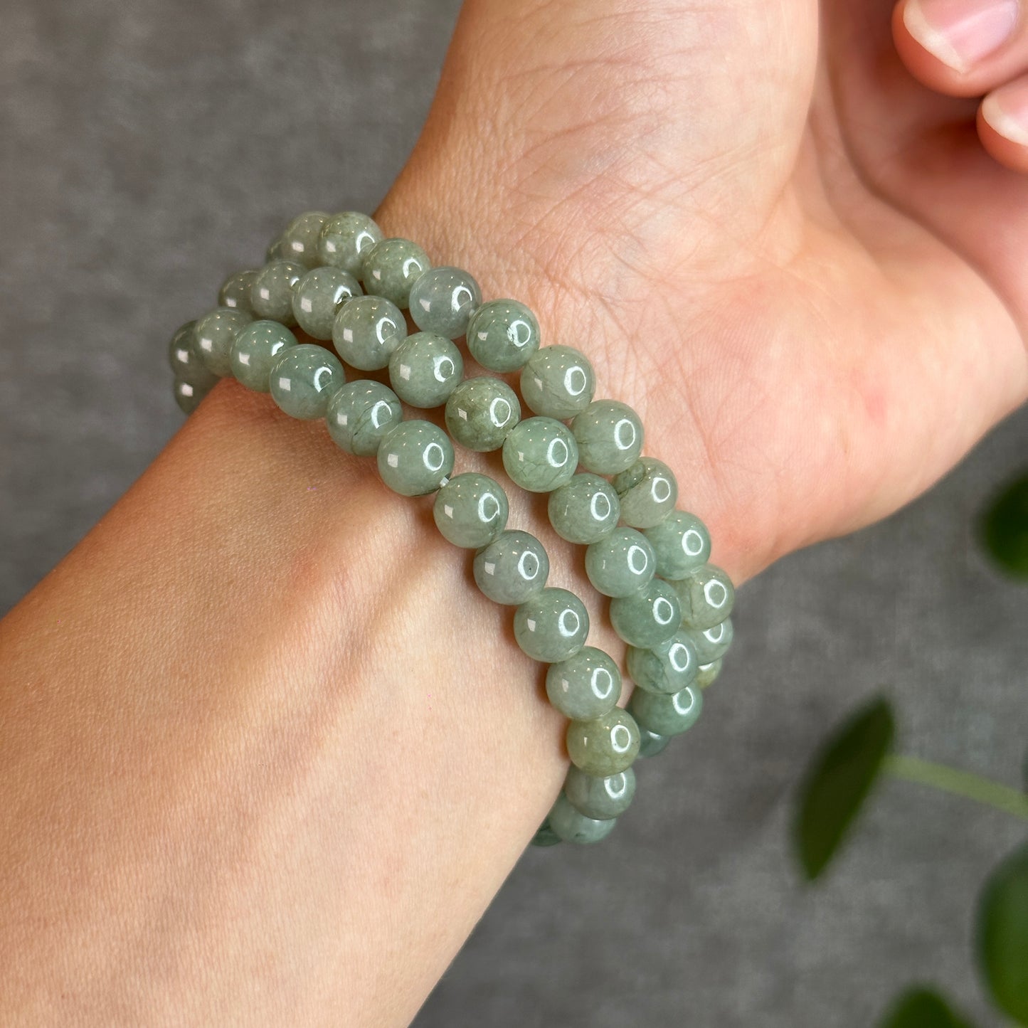 Light Moss Green Natural Jadeite Jade Bracelet Size 7 mm