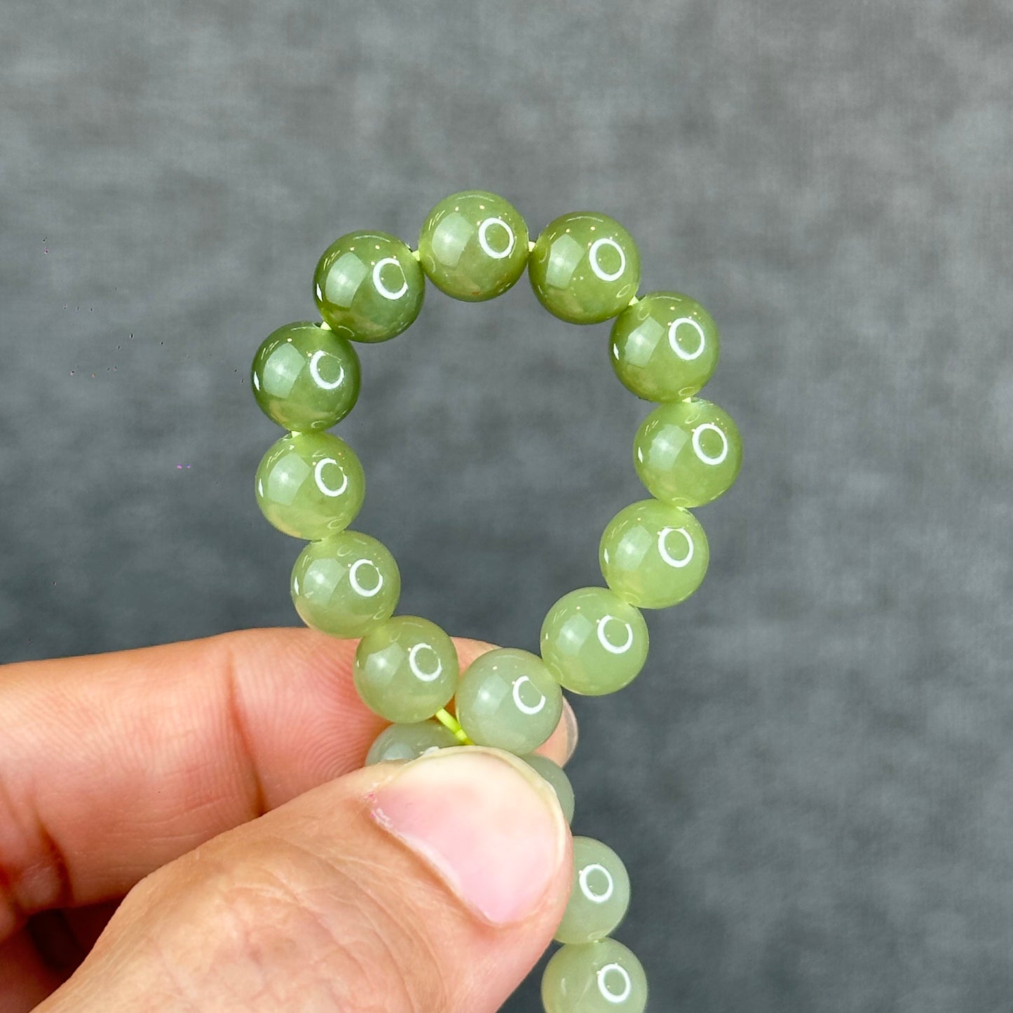 Natural Gradient Green Hetian Nephrite Jade Bracelet Size 8  mm
