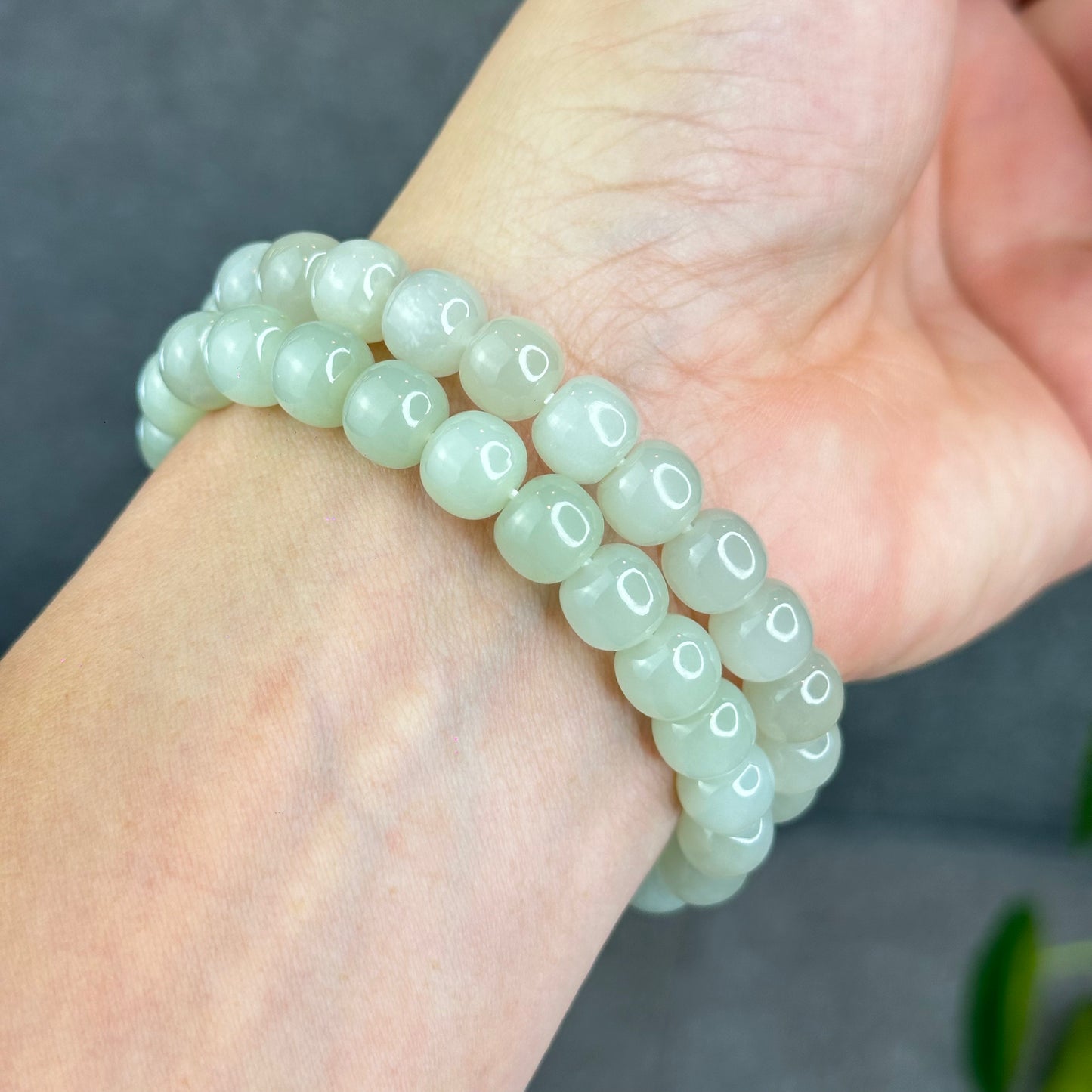 Natural Light Green Hetian Nephrite Jade Barrel Bracelet Size 8.8 mm