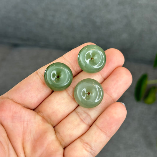 Natural Lake Green Tea Hetian Nephrite Jade Donut