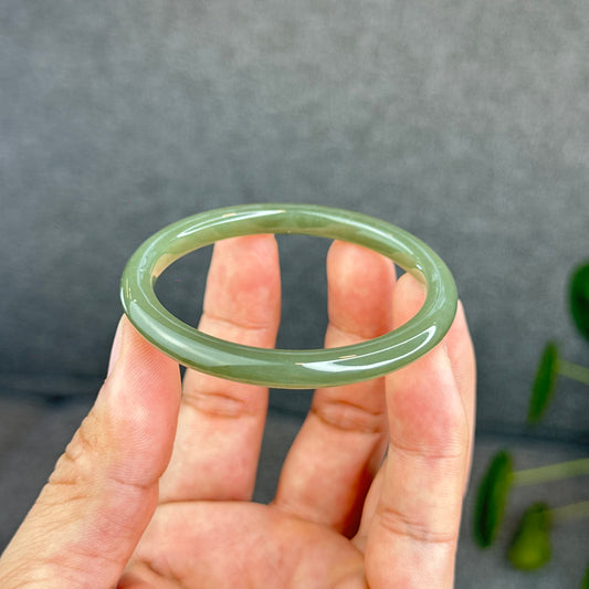 Natural Lake Green Hetian Bangle Leaf Style Size 51.8 mm