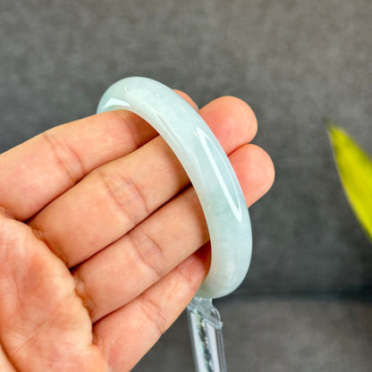 Natural Light Green Semi Translucent Jadeite Jade Bangle Leaf Style Size 58.5 mm
