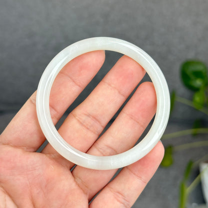 Natural Light White Lotus Root Hetian Nephrite Jade Bangle Chopstick Style Size 56 mm
