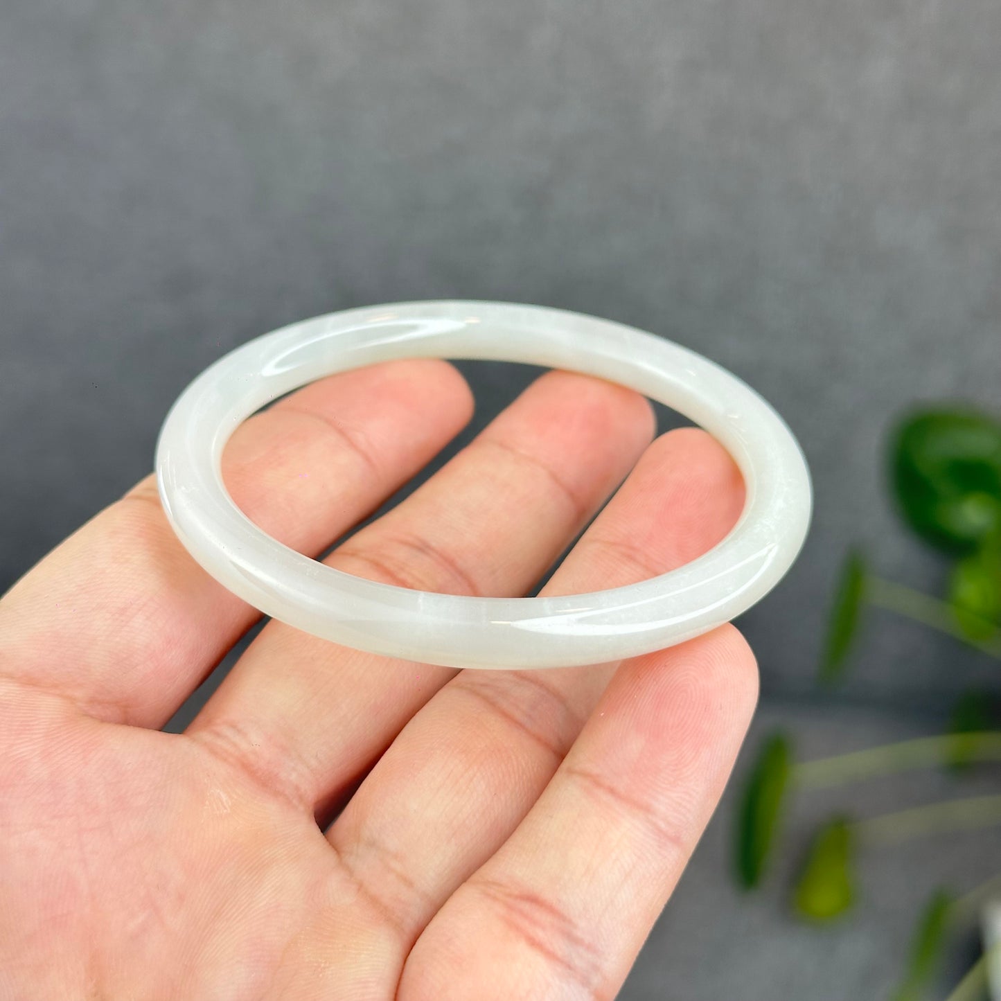 Natural Light White Lotus Root Hetian Nephrite Jade Bangle Chopstick Style Size 56 mm