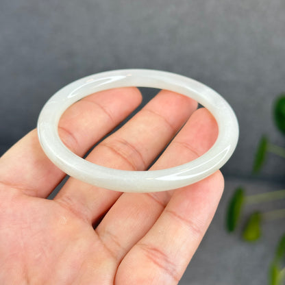 Natural Light White Lotus Root Hetian Nephrite Jade Bangle Chopstick Style Size 56 mm