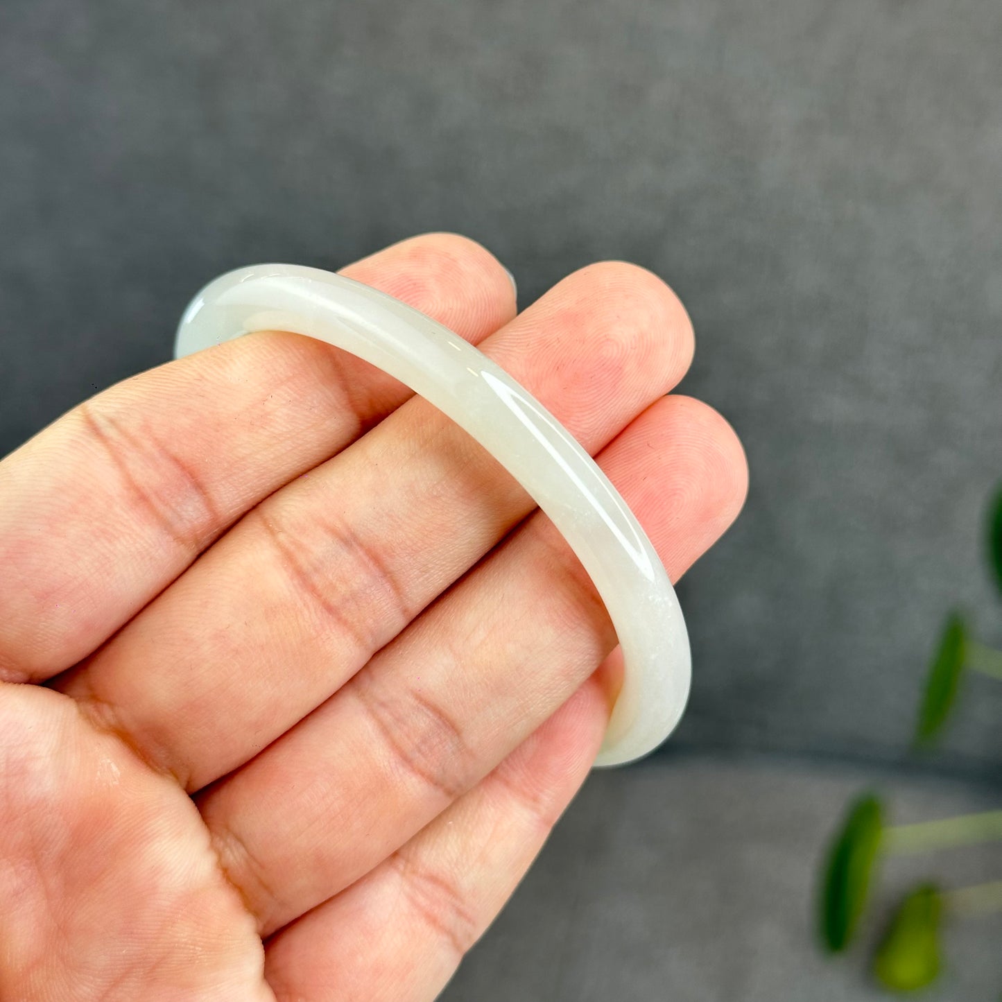 Natural Light White Lotus Root Hetian Nephrite Jade Bangle Chopstick Style Size 56 mm