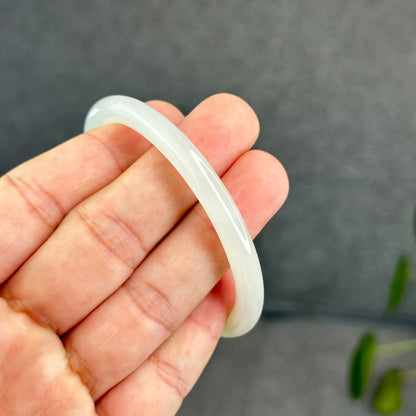 Natural Light White Lotus Root Hetian Nephrite Jade Bangle Chopstick Style Size 56 mm