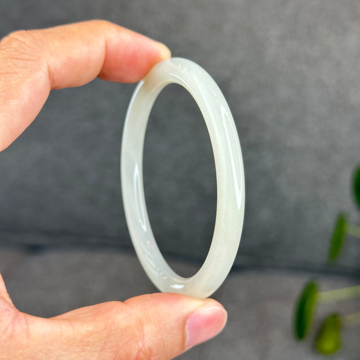 Natural Light White Lotus Root Hetian Nephrite Jade Bangle Chopstick Style Size 56 mm
