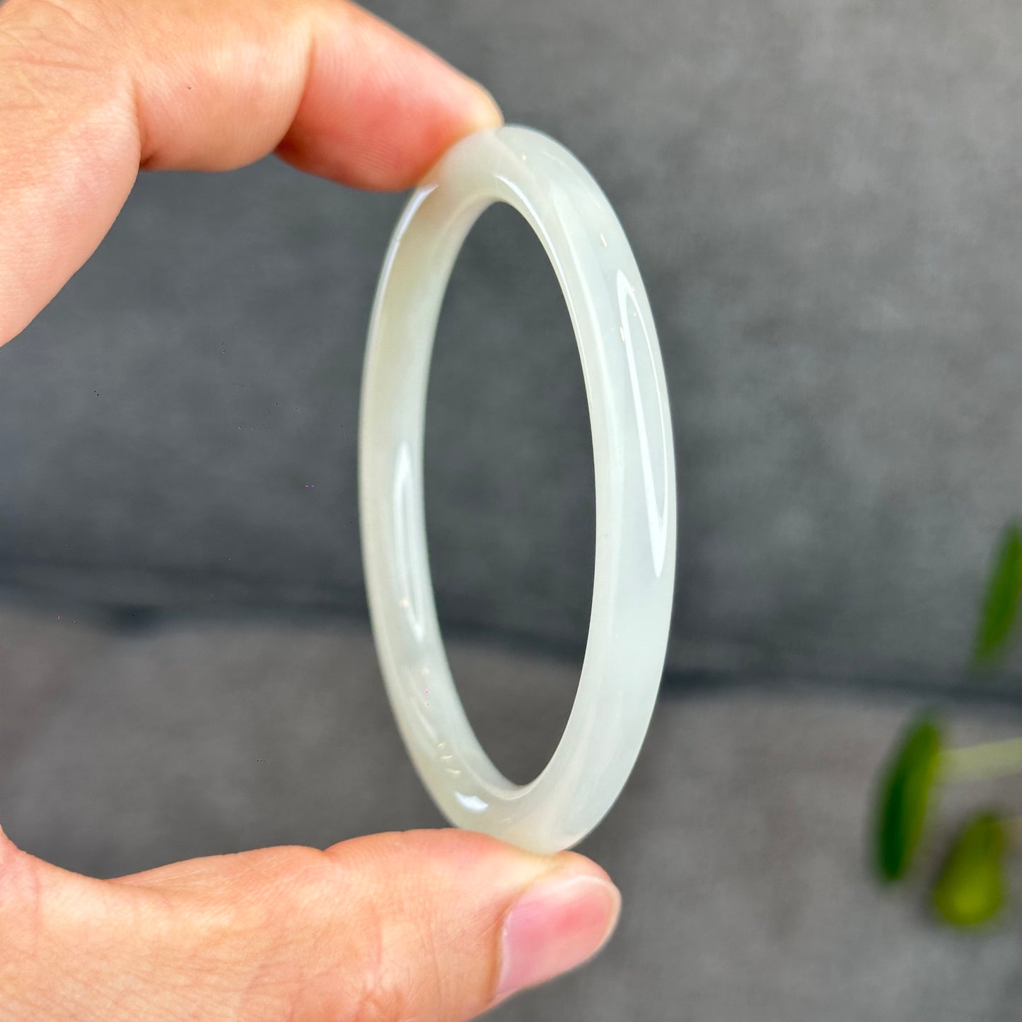 Natural Light White Lotus Root Hetian Nephrite Jade Bangle Chopstick Style Size 56 mm