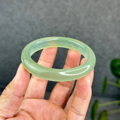 Natural Icy Serpentine Bangle Leaf Style Size 56 mm
