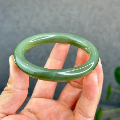 Natural Lake Green Hetian Nephrite Jade Bangle Leaf Style Size 58 mm