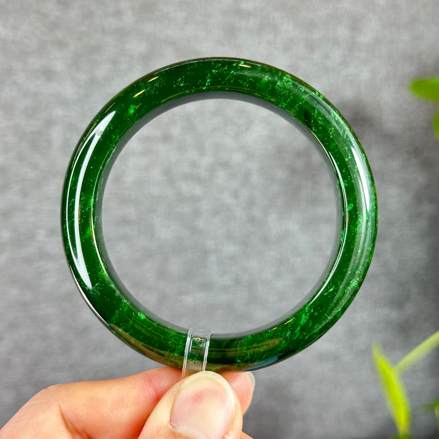 Natural Nephrite Jade Bangle Leaf Style Size 57 mm